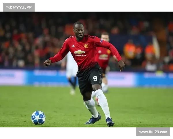 卢卡库为何选择加盟曼联解析及背后动机分析