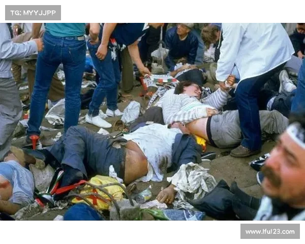 从海瑟尔惨案透视英格兰足球文化演变与安全治理历史关联深层机制 从海瑟尔惨案透视英格兰足球文化演变与安全治理历史关联深层机制